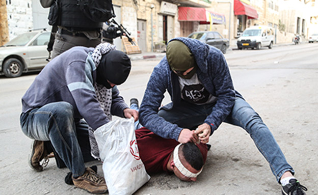 מעצר חשוד פלסטיני בידי מסתערבי מג"ב (צילום: דוברות מג"ב)