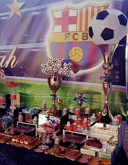 מסיבת בר מצווה תחת הקונספט של מועדון הכדורגל ברצלונה (צילום: באדיבות "חצר המלכה", TheMarker)