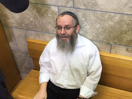 הרב שיינברג בדיון בבית המשפט (צילום: גיא ורון, חדשות 2)