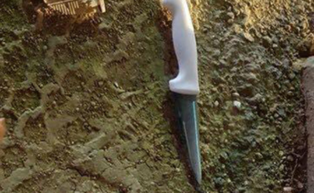 הסכין שנתפסה בניסיון הדקירה (צילום: דובר צה"ל)