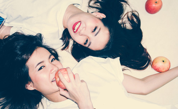 במיטה עם תפוחים (צילום: shutterstock)