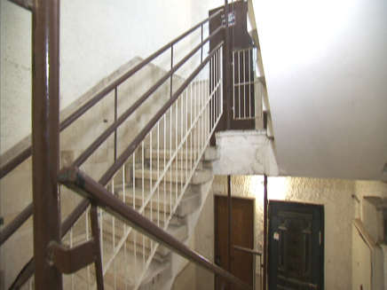 חדר מדרגות (צילום: חדשות 2)