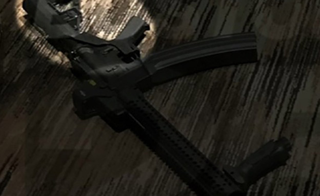 התוסף על רובה שאותר בחדר היורה בווגאס (צילום: CNN)