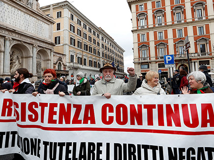 הפגנה נג דהגזענות ברומא (צילום: רויטרס)