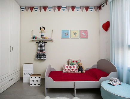 דירה ברעננה, עיצוב אורנה מזור, החדר של פולינה (צילום: שירן כרמל)