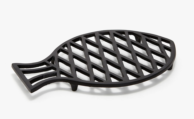 עזריאלי עיצוב שולחן קלאסי Zara Home מעמד לסירים חמים צורת דג 99.90 (צילום: יחצ חול)