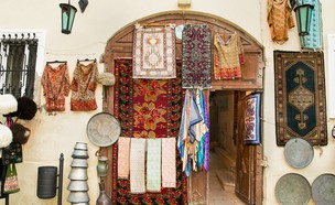 חנות מזכרות (צילום: Aleksandar Todorovic, shutterstock)