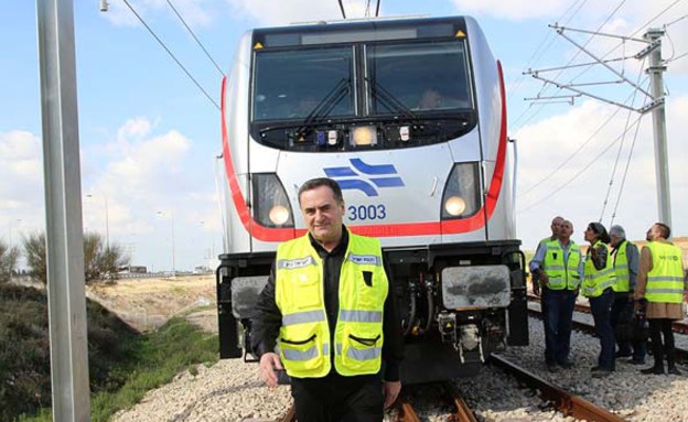 ישראל כץ בהשקת תוואי הרכבת מתל אביב לירושלים (ינוא (צילום: צילום: דוברות משרד התחבורה)