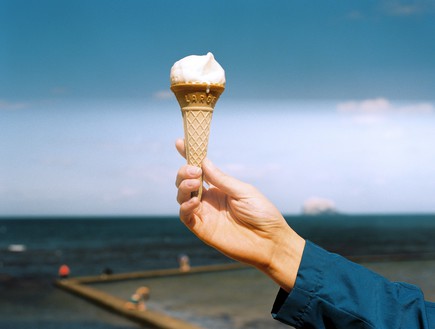 גלידה (צילום: ilya-ilyukhin-unsplash)