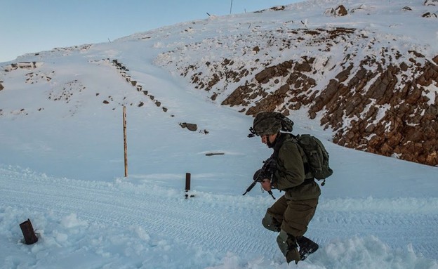 נפרדים מהחורף בתמונות מקפיאות מהמוצב הכי גבוה בישר (צילום: דובר צה''ל)