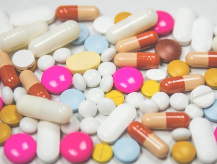 תרופות, כדורים (צילום: freestocks org-unsplash)