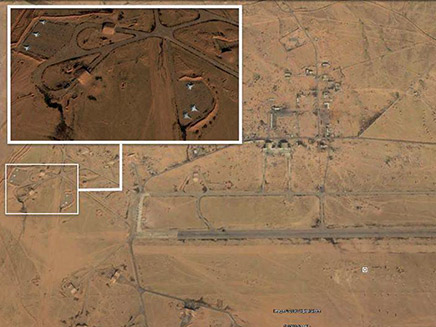 שדה התעופה הצבאי T4 (צילום: צילום לווין של google earth)