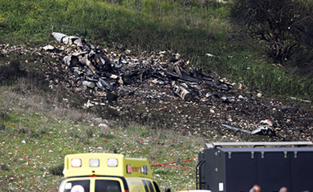 שרידי המטוס הישראלי שהופל (צילום: רויטרס)