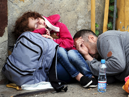 מבקשי מקלט בכניסה לאירופה, ארכיון (צילום: רויטרס)