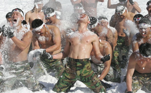 דירוג צבאות אסיה (צילום: Chung Sung-Jun south, gettyimages)