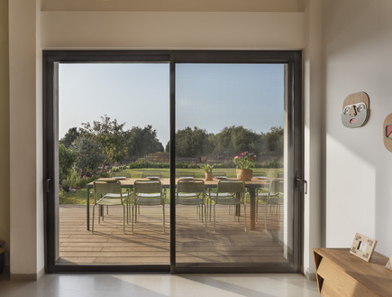 בית בעמק חפר, עיצוב קרן גנס, חוץ - 16 בית בעמק חפר, עיצוב קרן גנס, חוץ - 16