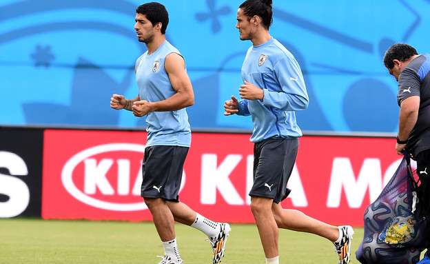 סוארז קבאני אימון 2014