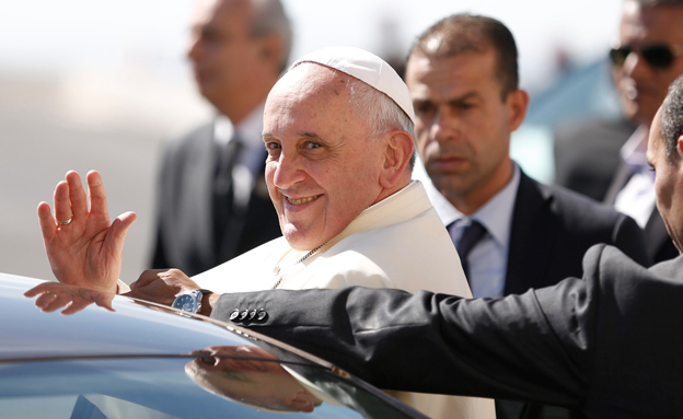 האפיפיור פרנציסקוס (צילום: רויטרס, חדשות)