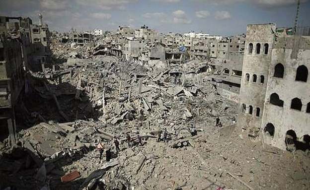 עזה לאחר הפצצה ישראלית. "אסון הומניטרי" (צילום: חדשות)