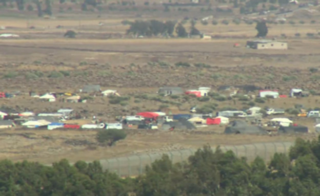 מחנה פליטים סוריים ליד קונייטרה (צילום: החדשות)