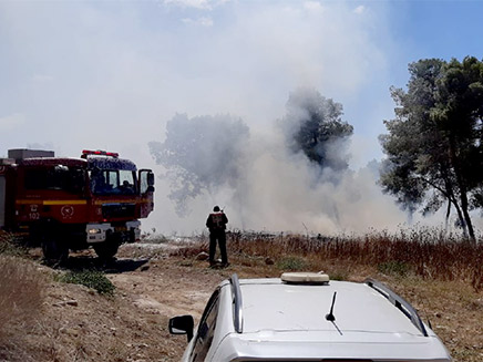 6 שרפות פרצו בשטח העוטף בעקבות בלוני תבע (צילום: דוברות המשטרה, חדשות)