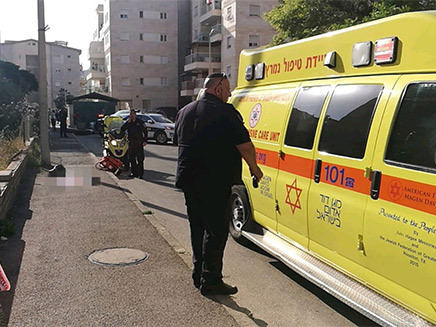 זירת הרצח בחיפה (צילום: דוברות המשטרה, חדשות)