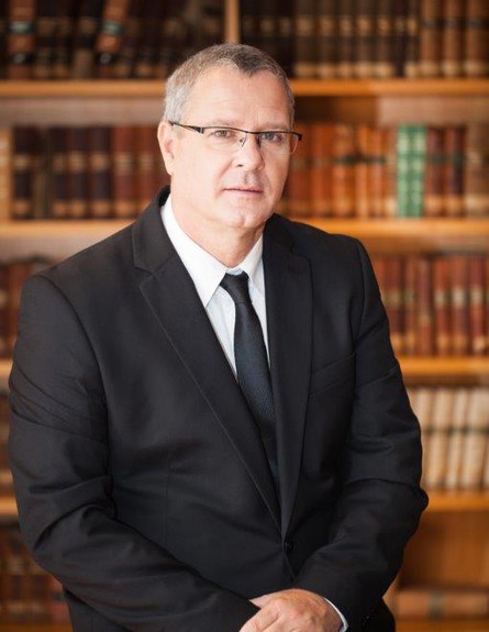 עו"ד רון מייסטר