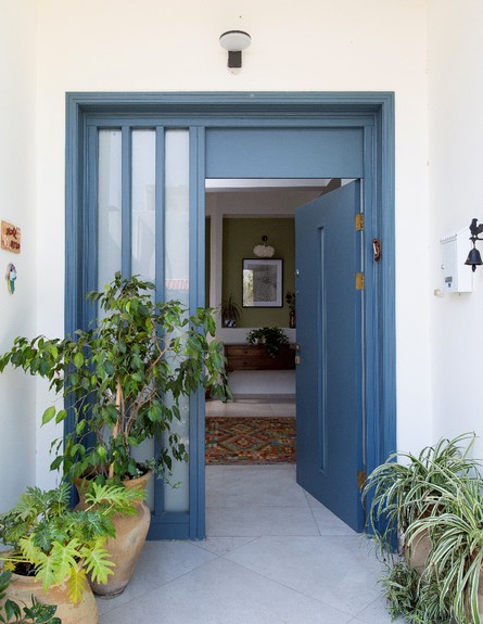 קריית חיים, ג, עיצוב דניאלה גלבוע, דלת כניסה (צילום: שירן כרמל)