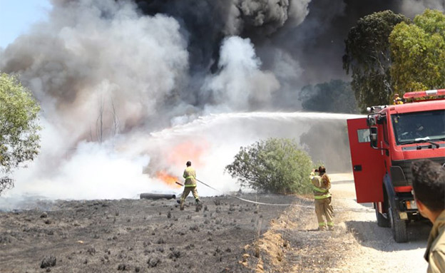 שריפות בעוטף עזה (צילום: איציק לוגסי, יערן קק