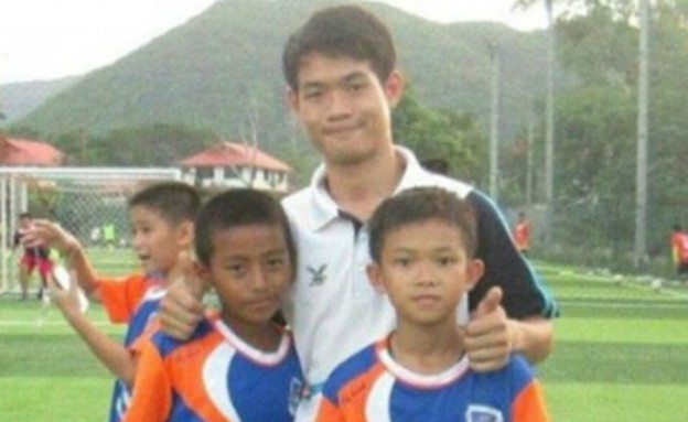 המאמן התאילנדי (צילום: צילום מסך: Facebook/LaVoz.com.ar)
