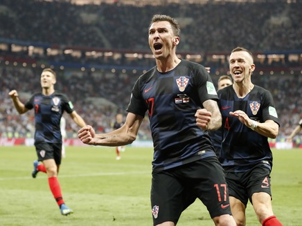 קרואטיה מול צרפת בגמר (צילום: AP, חדשות)