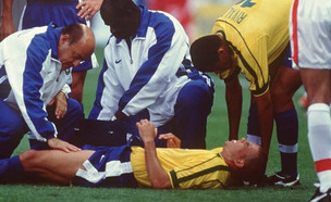 רונאלדו בנבחרת ברזיל במונדיאל 1998 (צילום: Mark Sandten, getty images)