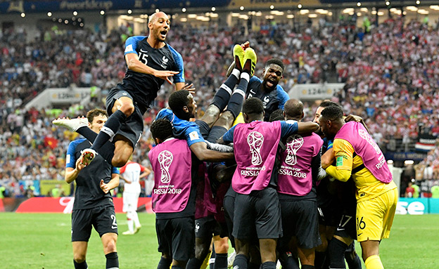 בפעם השניה: צרפת אלופת העולם (צילום: AP, חדשות)