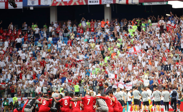 נבחרת פנמה מתכנסת אחרי ההפסד 6-1 לאנגליה (צילום: Clive MasonGetty Images)