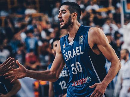 מישהו מופתע מהיכולת של זוסמן? לא ממש (FIBA) (צילום: ספורט 5)