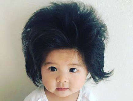 תינוקת יפנית עם שיער יפה (צילום: מתוך instagram)