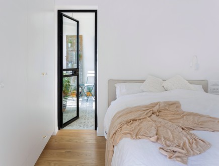 דירה בבארי, עיצוב רביב בר-נוי וענת בלושטיין, חדר שינה - 4 (צילום: שי אפשטיין)