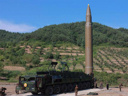 טיל בצפון קוריאה, ארכיון (צילום: KCNA, חדשות)