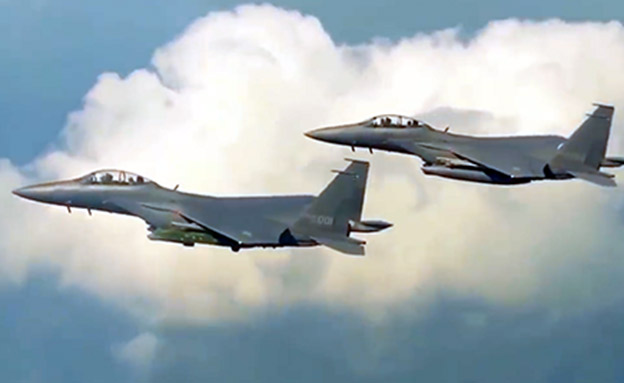F15 מתקדם (צילום: 00.99 PM DEFENSE NEWS, חדשות)