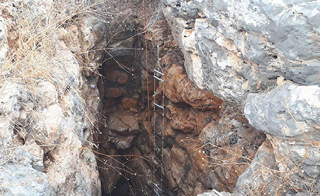 המערה ליד קרני שומרון (צילום: כב"ה מחוז יו"ש, חדשות)