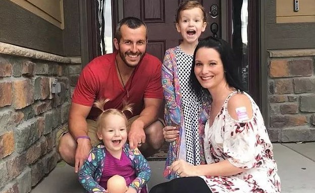 כריס ווטס ומשפחתו (צילום: מתוך instagram)