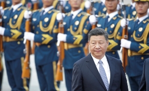 "מאחלים" לרפואתו במחנות. נשיא סין שי (צילום: רויטרס, חדשות)