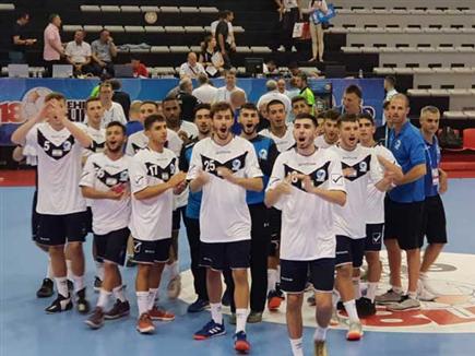 שחקני הנוער באליפות אירופה עד גיל 18 (צילום: EHF) (צילום: ספורט 5)