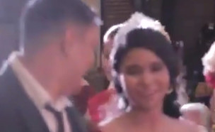 הפיליפנים: טייפון פגע באולם באמצע חתונה (צילום: מתוך "חדשות הבוקר" , קשת12)