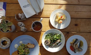 מנות ההילטון ביי (צילום: רועי צור)