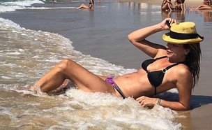 אורנה דץ מבלה בחוף הים (צילום: צולם מתוך עמוד האינסטגרם של אורנה דץ, מתוך instagram)
