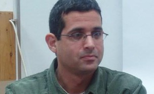 אסף ענברי (צילום: זאב גלילי (wikipedia))