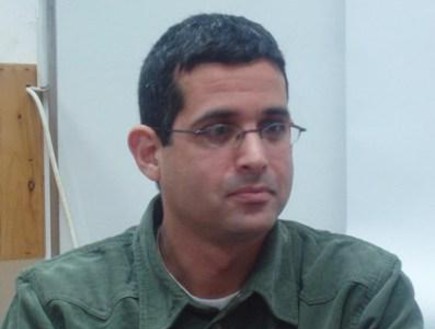 אסף ענברי (צילום: זאב גלילי (wikipedia))