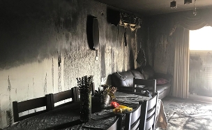 הדירה שעלתה באש (צילום: החדשות)