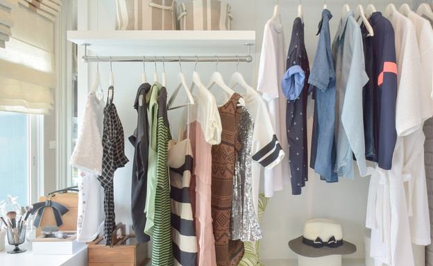 ארון בגדים (צילום: WorldWide, Shutterstock)
